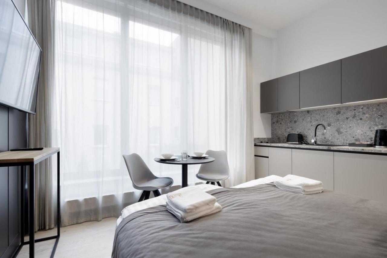 Apartamenty L11, Limanowskiego Poznan Exterior photo